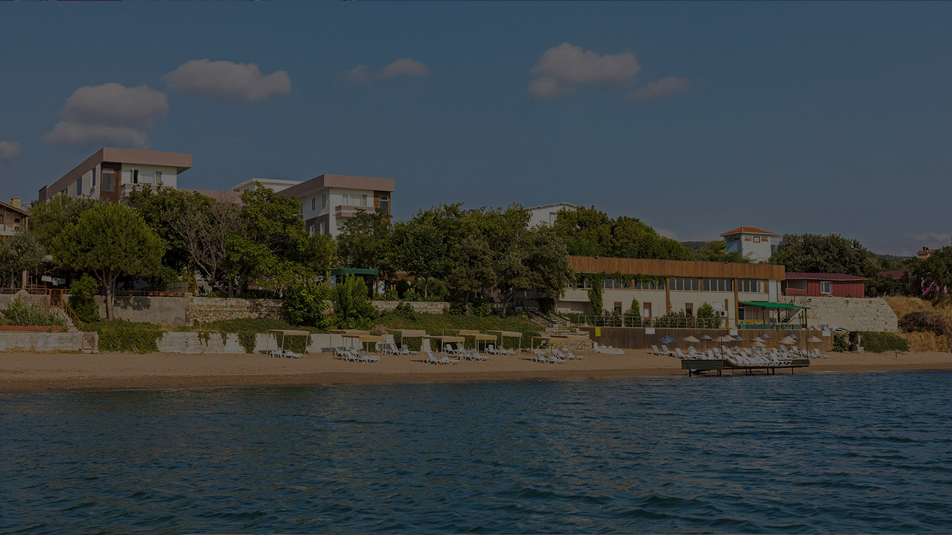 Kuzey Ege Antik Kentlerinin Ortasında Mavi ve Yeşilin Buluştuğu Nokta