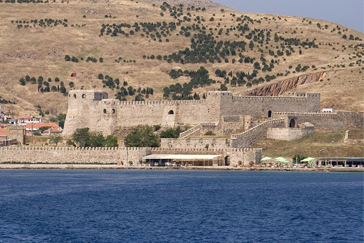 Bozcaada Kalesi ve Yerel Müzeleri Ziyaret